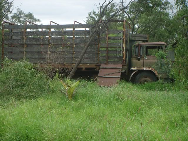 Old Bedford truck for sale - Historic Commercial Vehicle Club of Australia