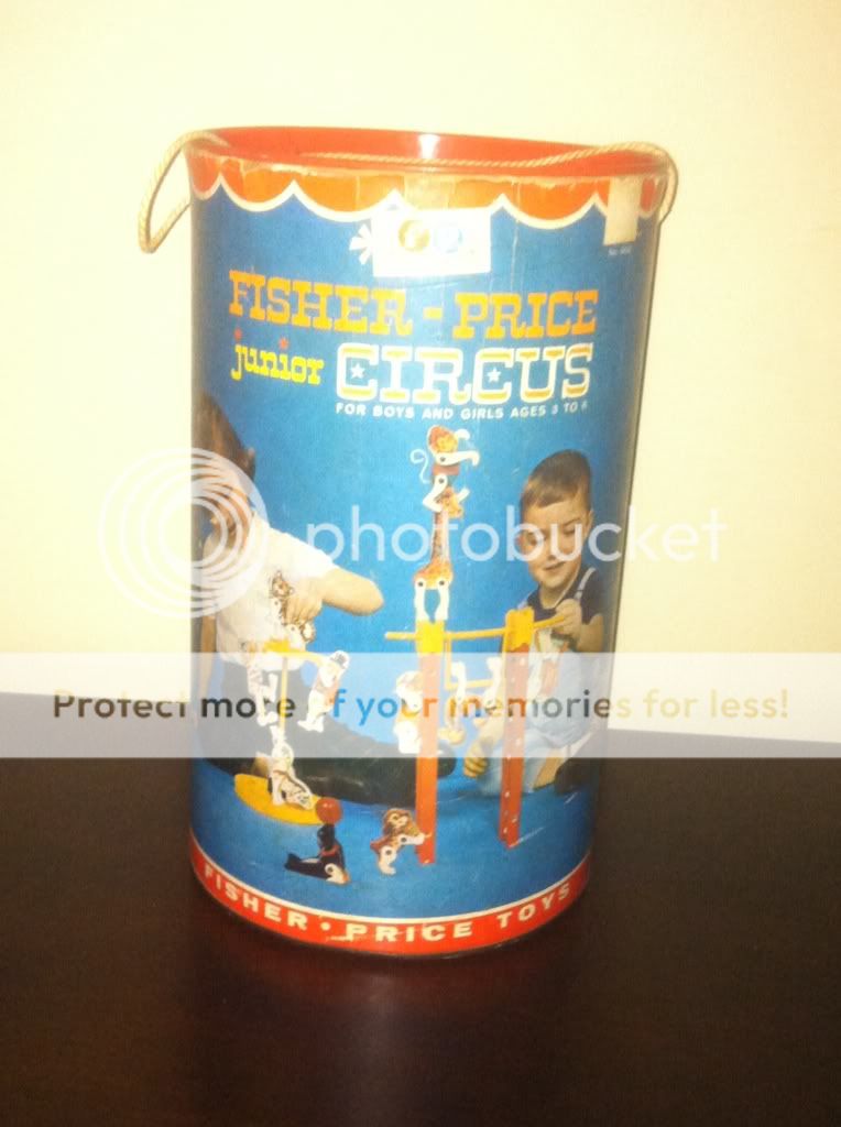 Vintage Fisher Price Junior Circus 1963 almost complete  