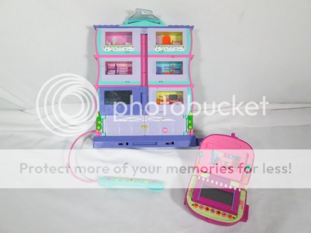 Pixel Chix Electronic House Hotel with One Extra House